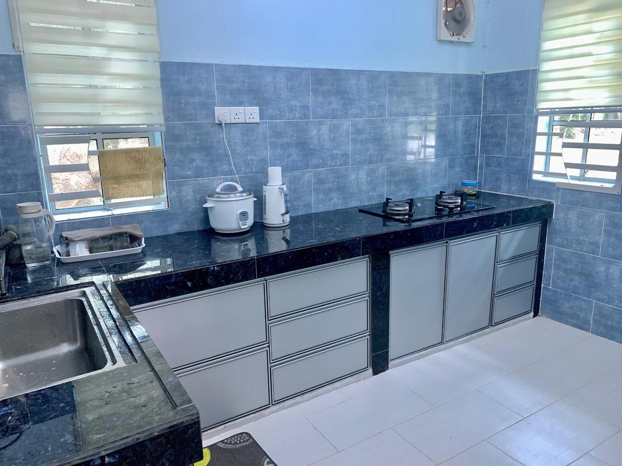 Tiara Inn Homestay 2 Tingkat Pontian Johor Pontian Besar Екстер'єр фото