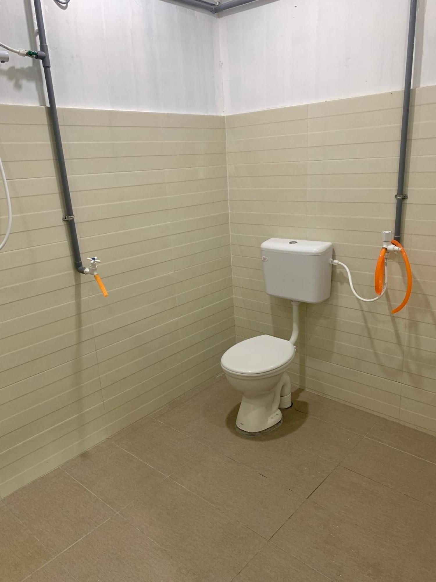Tiara Inn Homestay 2 Tingkat Pontian Johor Pontian Besar Екстер'єр фото