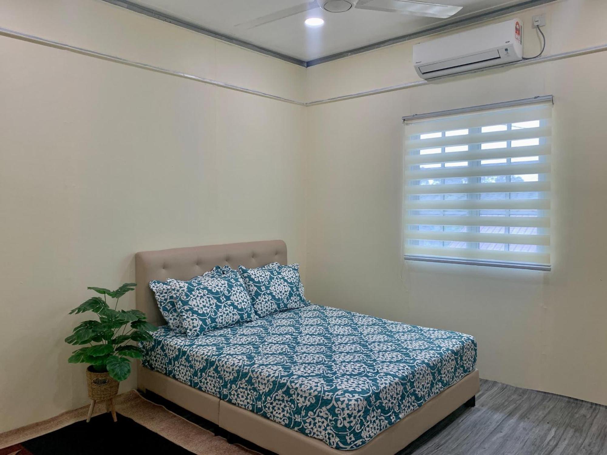 Tiara Inn Homestay 2 Tingkat Pontian Johor Pontian Besar Екстер'єр фото